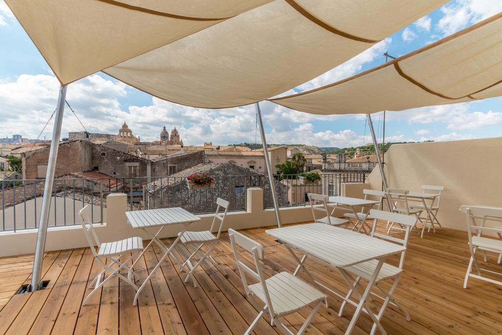 Terrazza Dei Sogni Bed & Breakfast Ragusa Dış mekan fotoğraf