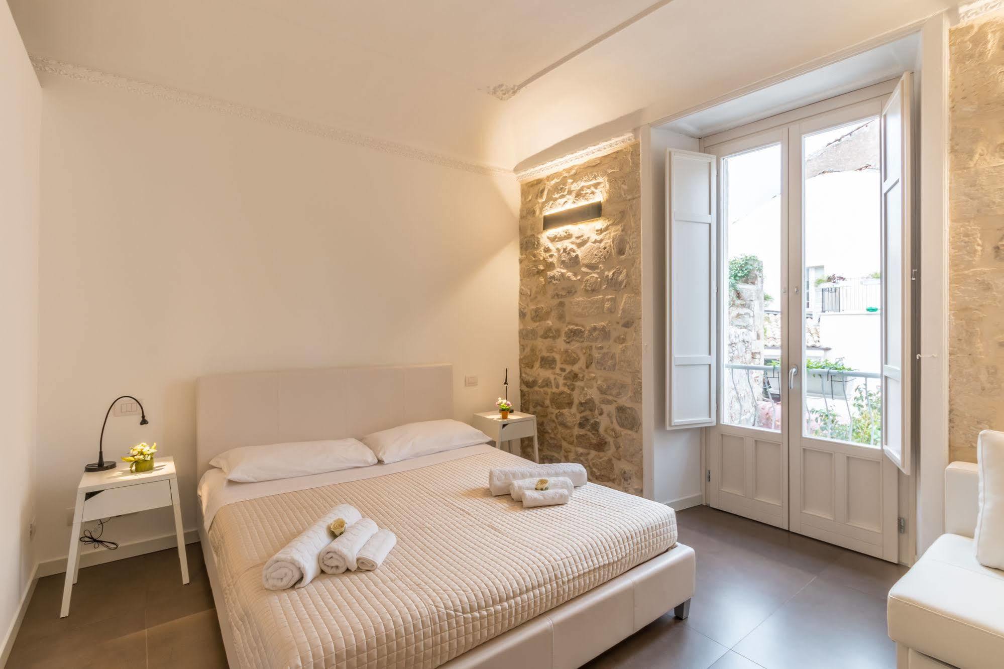 Terrazza Dei Sogni Bed & Breakfast Ragusa Dış mekan fotoğraf